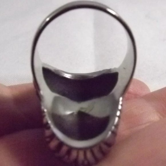 Vintage Unisex Plus Size Stainless Steel Statement Viking Skull Face Ring - Picture 6 of 10